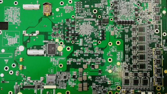 SMT貼片加工的設(shè)備有哪些，裸手操作有什么影響？-上海PCB抄板-SMT貼片加工